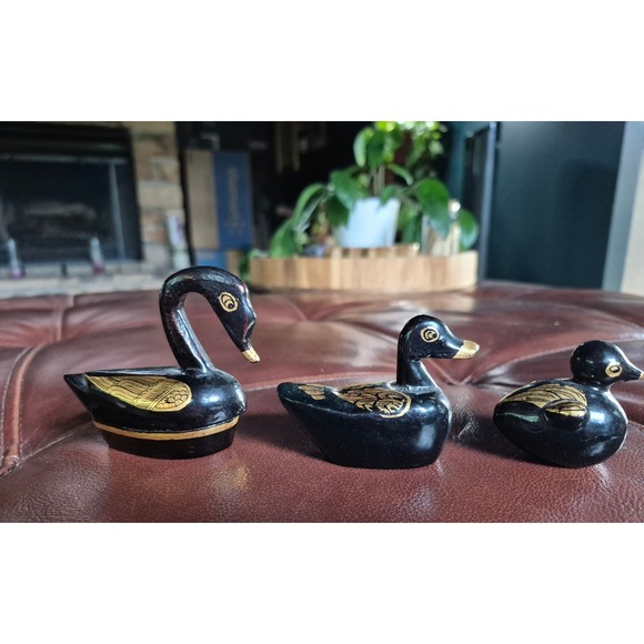 Other - Vintage Hand Carved Wood‎ Duck Family Set 3 Black Lacquer Trinket Box Birds gift